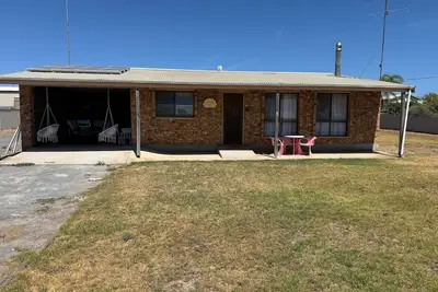 Image de Francie Ray - Dog friendly, free WiFi!