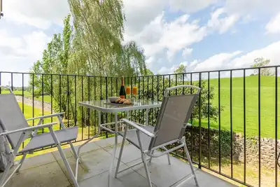 Image de The House at Cherry Tree