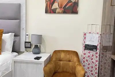 Image de 8-bedroom bed & breakfast in charming Harare with Ac