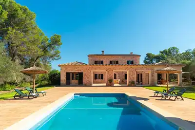 Image de Villa exclusive à Majorque pour 12 personnes : piscine, jardin et jacuzzi