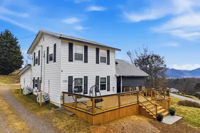 Image de Modern Mountain Retreat! Views and Stargazing!