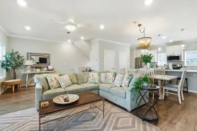 Spacious 3-Level Townhome + Pool & Hot Tub