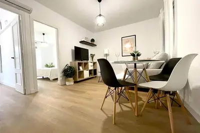 Image de Elegance next to the Rectorate