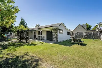 Image de Ward Cottage - Wanaka Holiday Home