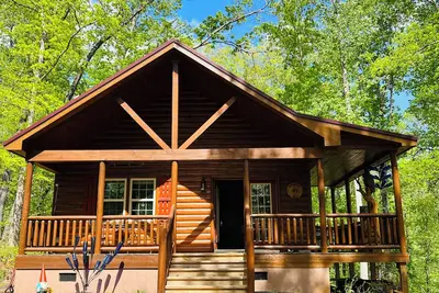 Image de Cozy 2br Cabin Near Helen \nRelaxing Mountain Escape\nMinutes from Downtown Helen
