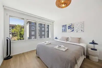 Image de Stilvolle Wohnung in Zürich Oerlikon! (202)