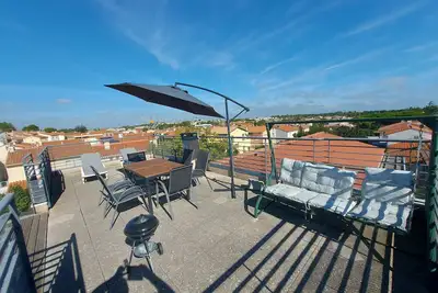 Image de toit terrasse panoramique 2ch jardin 4pers ok animaux chéques vacances parking