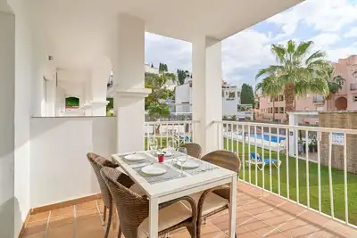 Image de Appartement '3' avec piscine partagée, Wi-Fi et climatisation