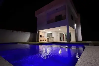 Image de Casa Sol e Sal is the beach house with a pool for your family.