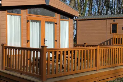 Image de Lovely Lodge in the Woods at St Ives Holiday Village
