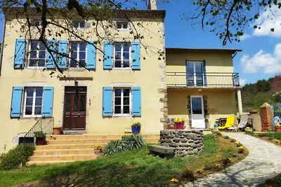 Image de Maison de vacances 'Chez Gustou' avec vue sur la montagne, Wi-Fi et climatisation