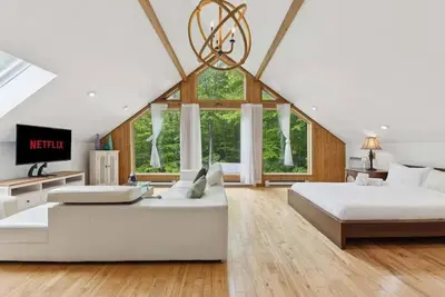 Image de Chalet Moderne Laurentides Piscine privée & nature