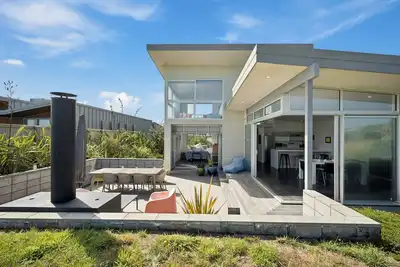 Image de Peka Peka Beach House - Waikanae Holiday Home