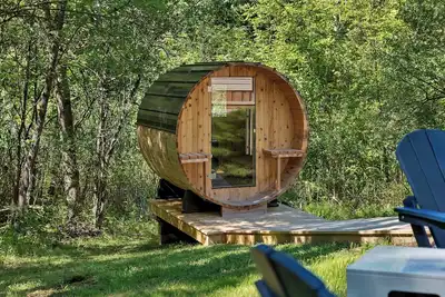 Image de Secluded Wellness Cottage with Sauna & Hot Tub, near Hudson Ny