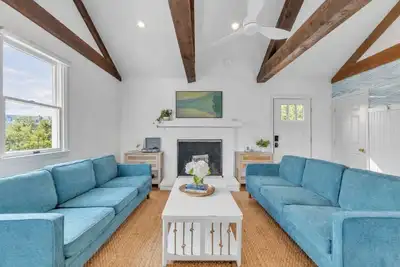 Luxury Chatham Escape w/ Stunning Waterfront Views