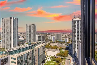 Image de Skyline Views and Smart Luxury Chic 2br in Miami