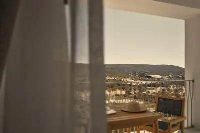 Image de Stylish Room at Viceroy Ombria Algarve | Perfect for a Romantic Escape