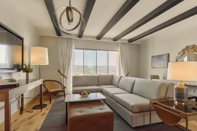 Image de Serene Getaway at Viceroy Ombria Algarve | Experience Pure Comfort & Charm