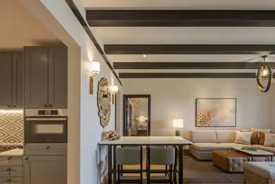 Image de Exclusive Room at Viceroy Ombria Algarve | Enjoy Scenic Trails & Local Wine