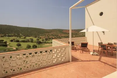 Image de Authentic Portuguese Escape at Viceroy Ombria Algarve | Stunning Views