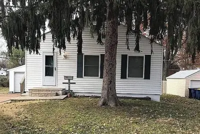 Image de Modern Cottage 7 mins from Airport, king bed and gym