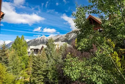 Image de Luxury 2br Mountain Retreat | Pool & Hot Tub