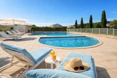Image de Magnifique appartement à Paradou avec piscine