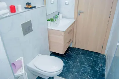 Spacious Family Home, Quiet & Secure