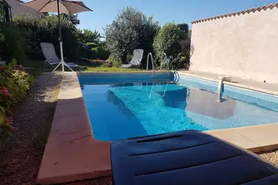 Image de Villa : Calme, espace et verdure en ville