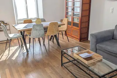 Image de Maison trois chambres cour privée, centre de Poitiers et proche du Futuroscope