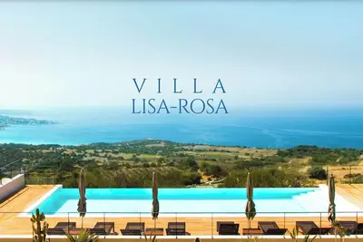 Image de Villa de rêve face aux eaux turquoises et couchers de soleil