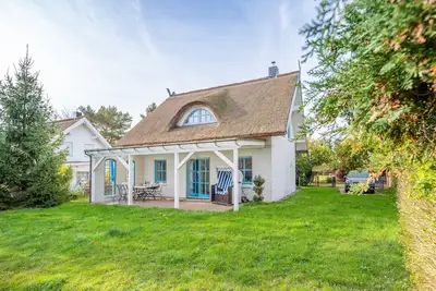 Image de Vacation home with spacious grounds, close to the beach