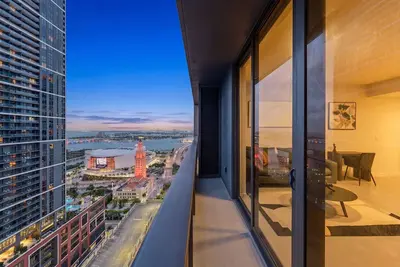 Image de Miami 1 Bd/1 Ba Studio! 501 First Residence (3108)