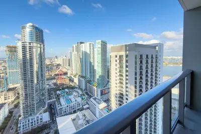 Image de 4101 - High Floor Apartment with Pool & 24/7 Gym in Downtown Miami