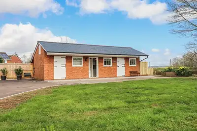 Image de Shamrock, pet friendly, with hot tub in Stoke Canon