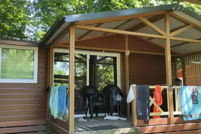 Image de Chalet  climatisé / 32m2 / 3 chambres / Tv / Terrasse couverte 12 m² 6 personnes