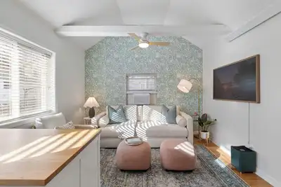 Image de New - Pickle Cottage with Hot Tub + Pickleball Court