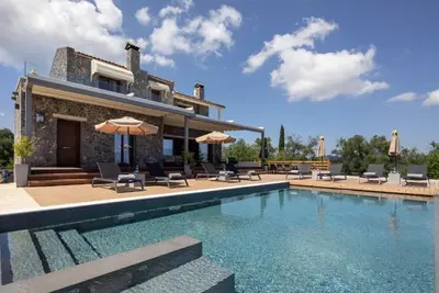 Image de Villa Rusthea, Divine Sea Views, Private Infinity Pool, Furnished Terrace, Bbq.