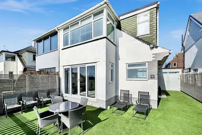 5 chambres à coucher à Worthing