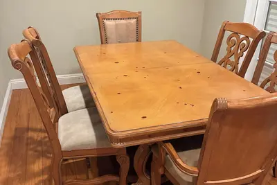 Image de 4-bedroom house in adorable Rodeo with cool Ac breeze