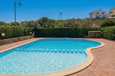 Image de Confortable appartement pour 4 personnes avec piscine, climatisation, Tv et terrasse