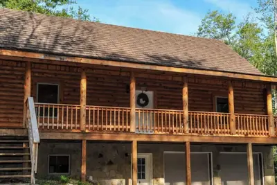 Image de Broqvarn is a wonderful all season home! Book Now! Close to Lodge & Trails!