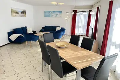 Image de Central apartment in a prime location, close to the lake and with far-reaching views