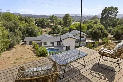 Image de Ojai Valley Luxury Hillside Estate