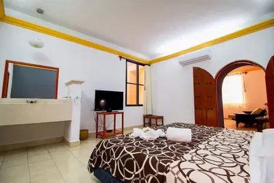 Image de Master Suite with Comfort & Style in Mérida — Close to Downtown + Onsite Pool
