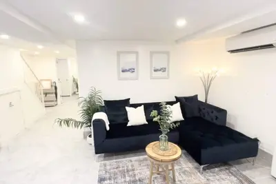 Image de The Brooklyn Terrace Suite 3br|1 Ba | Free Parking