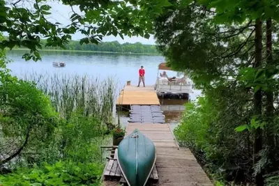 Image de Just a fishing cabin in the woods. . .