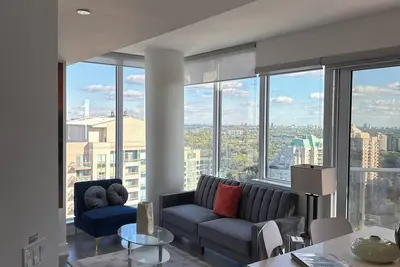 Image de Bright 1br Condo |Parking included|Yonge& Sheppard area