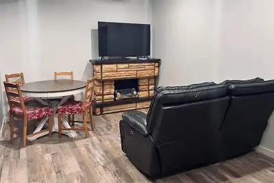 Image de Mountain Guest Suite in North Calgary