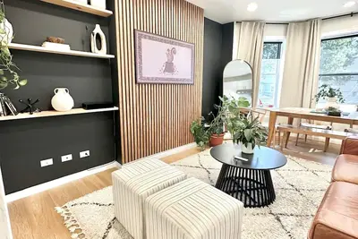 Image de Modern 2-bedroom apartment with Central Ac in vibrant Newark